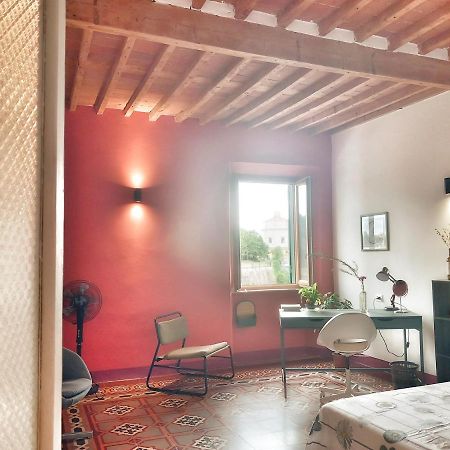 Lotte'S Guesthouse Ливорно Экстерьер фото