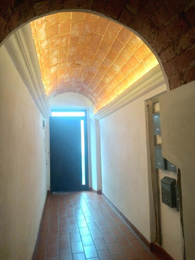 Lotte'S Guesthouse Ливорно Экстерьер фото