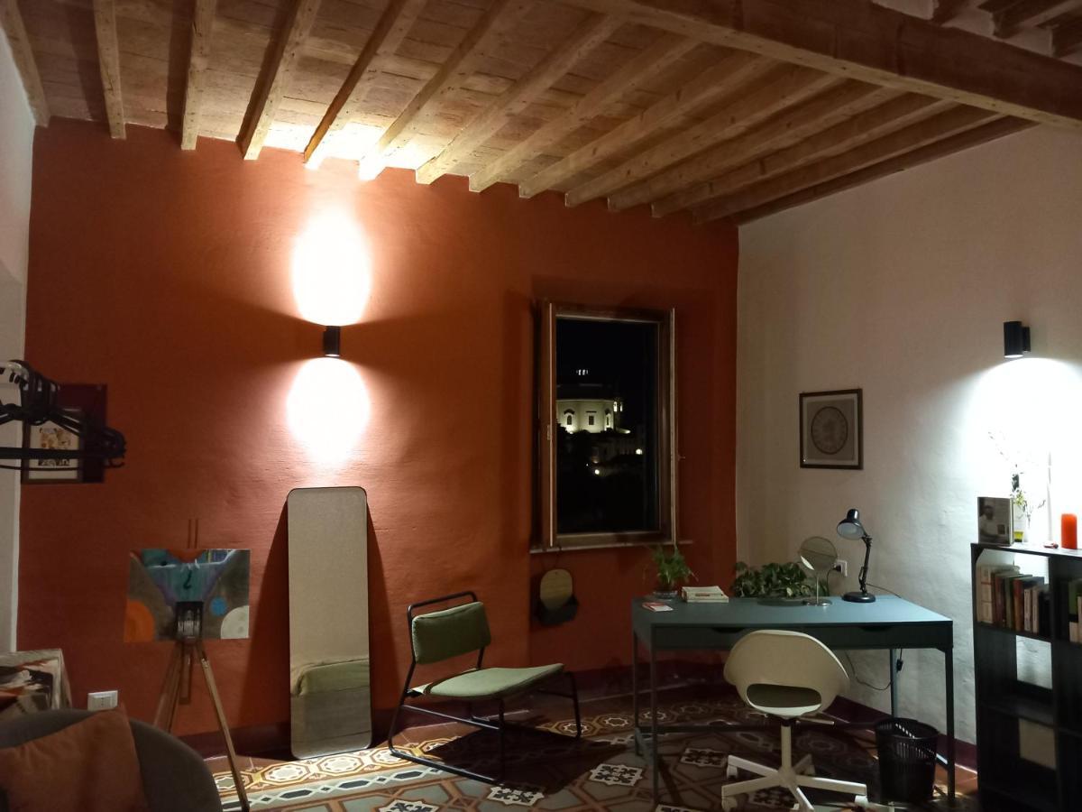 Lotte'S Guesthouse Ливорно Экстерьер фото