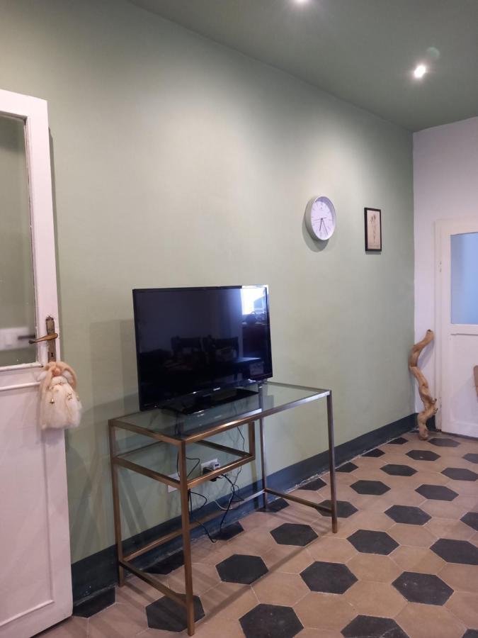 Lotte'S Guesthouse Ливорно Экстерьер фото
